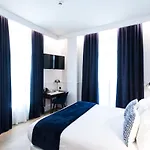 Eugenia Boutique 3*
