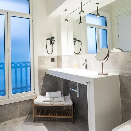 Eugenia Boutique Hotell 3*