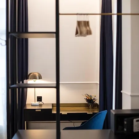 Hotell Eugenia Boutique 3*
