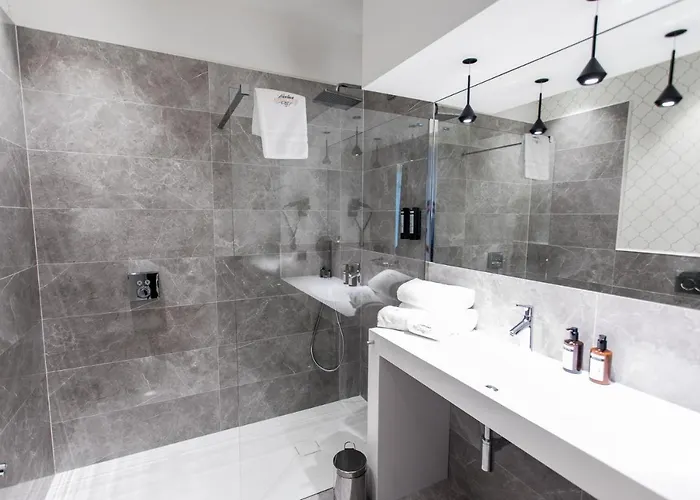 Eugenia Boutique 3* Сан-Себастьян