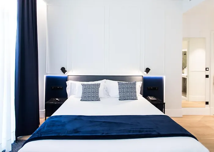 Отель Eugenia Boutique 3*