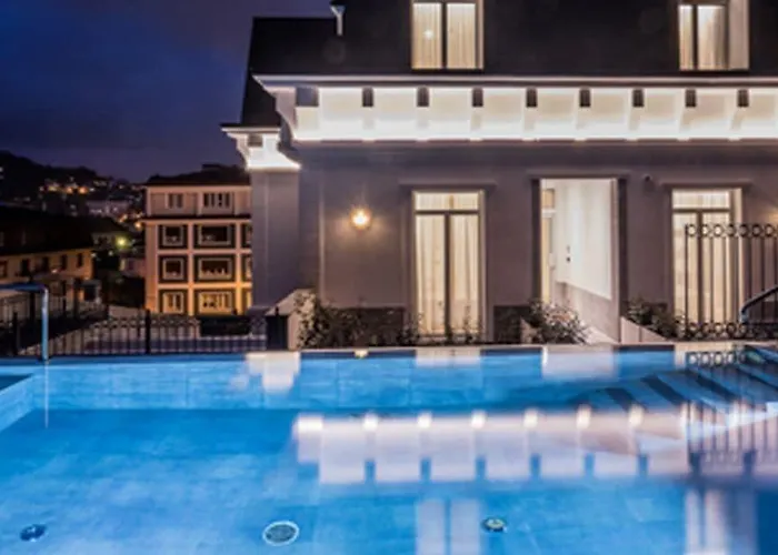 Отель Eugenia Boutique 3*