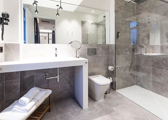 Отель Eugenia Boutique 3*