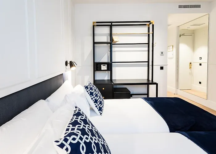 Отель Eugenia Boutique