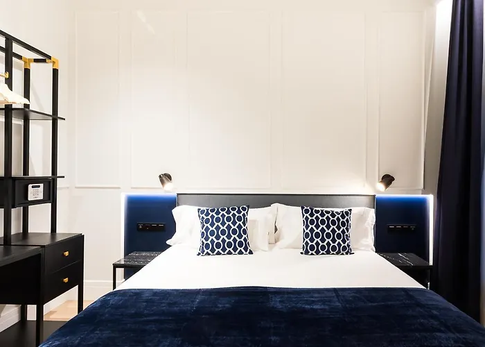 Отель Eugenia Boutique